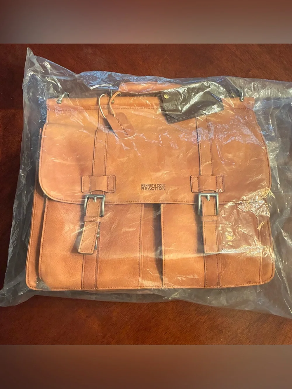 Kenneth Cole Reaction genuine leather